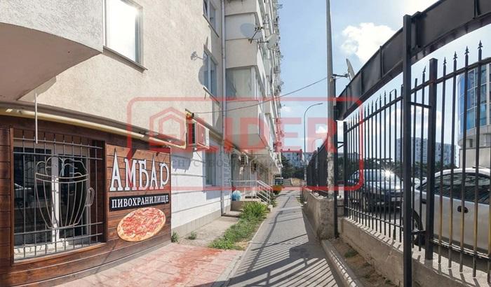 Торговая площадь, 100 м²