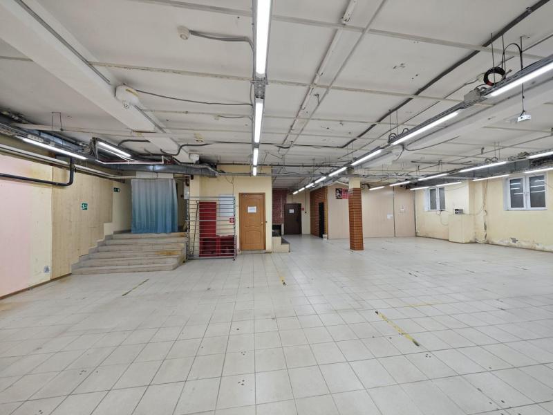 Торговая площадь, 900 м²