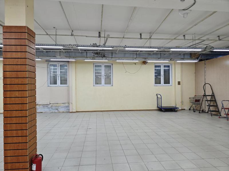 Торговая площадь, 300 м²