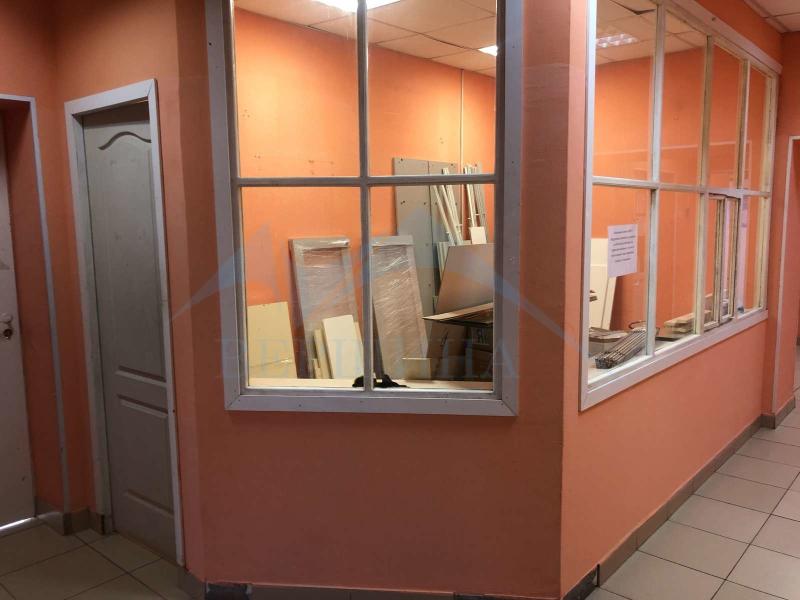 Торговая площадь, 11 м²