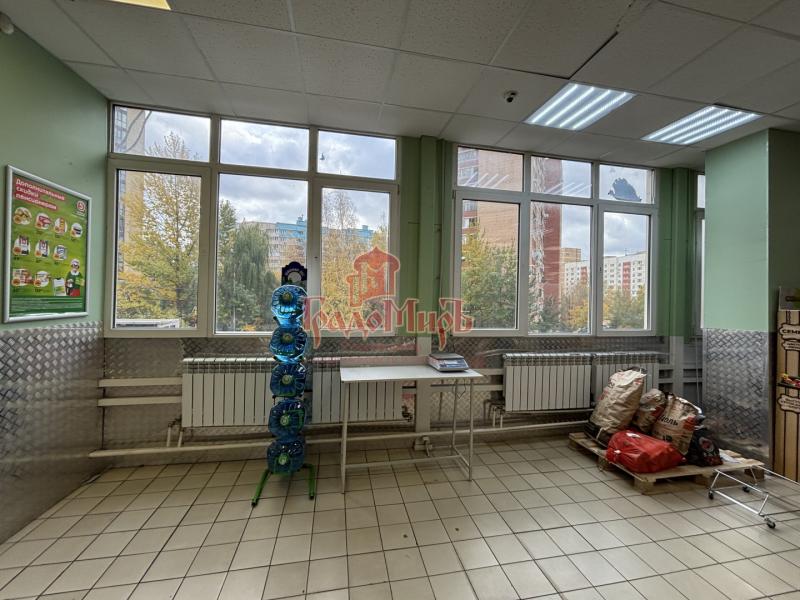 Торговая площадь, 80 м²