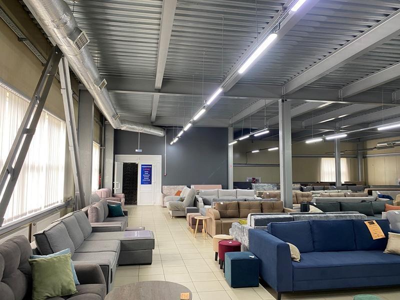 Торговая площадь, 2 000 м²