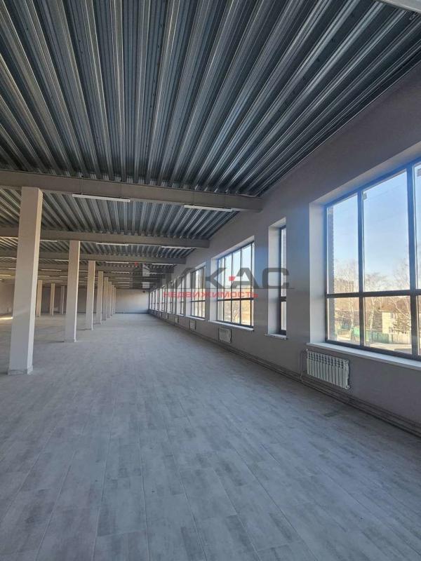 Торговая площадь, 930 м²