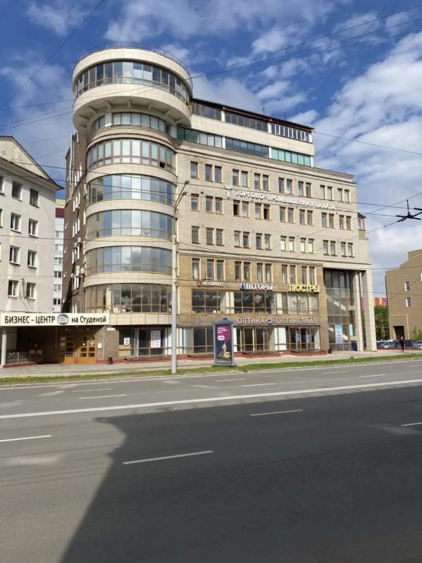 Торговая площадь, 220 м²