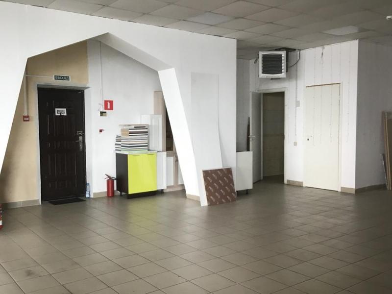 Торговая площадь, 70 м²
