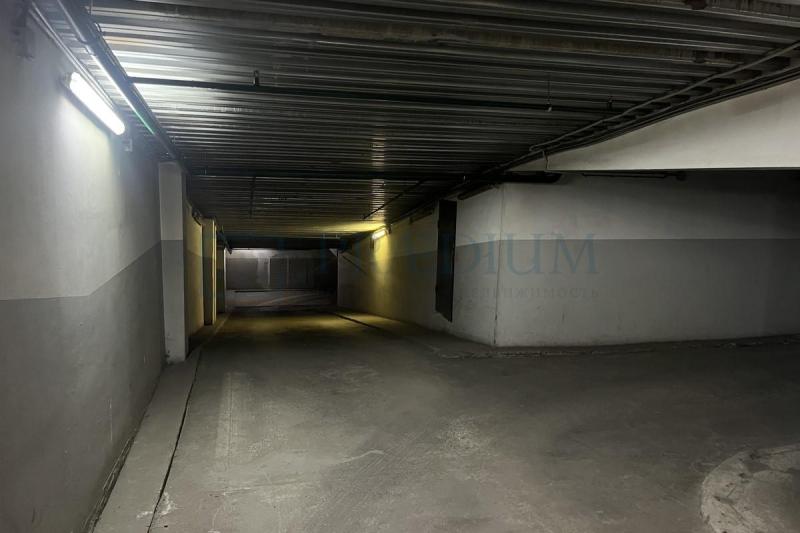 Склад, 2 300 м²