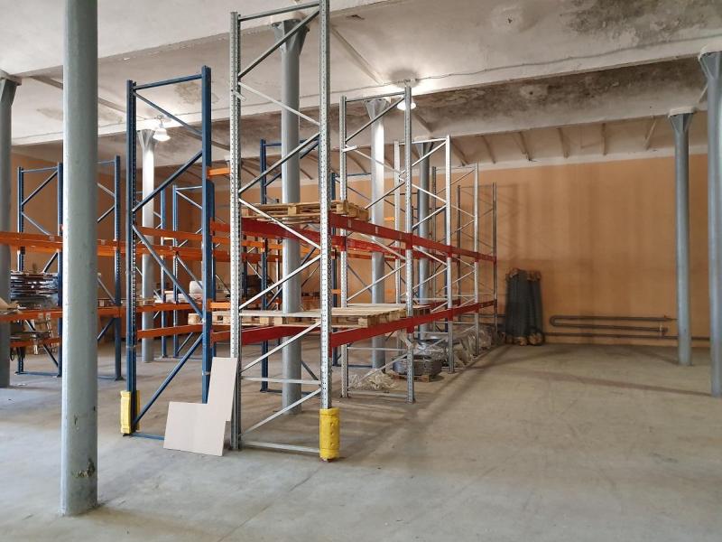 Склад, 2 500 м²
