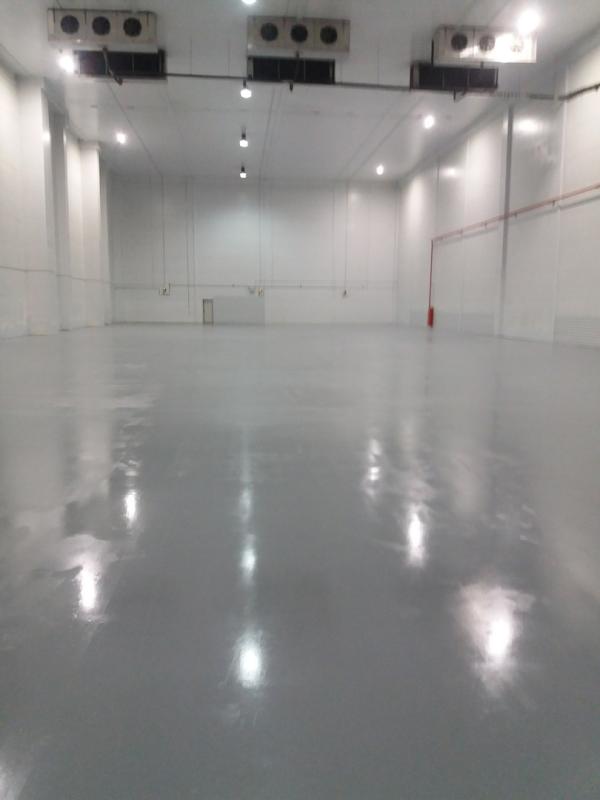 Склад, 1800 м²