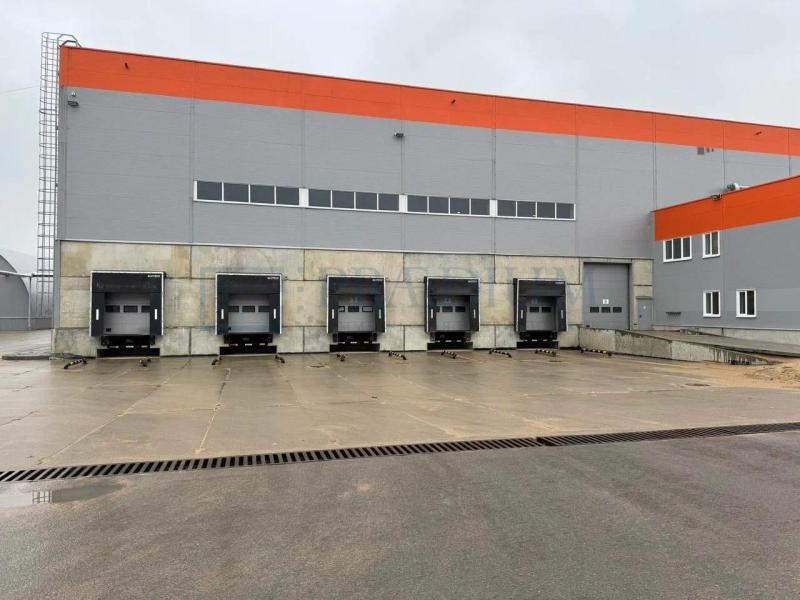 Склад, 4 711 м²