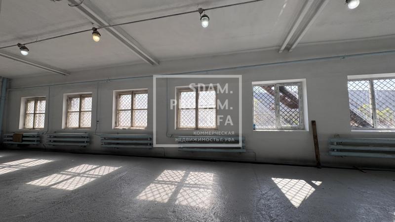 Склад, 215 м²