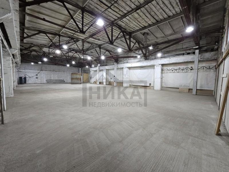 Склад, 1 090 м²