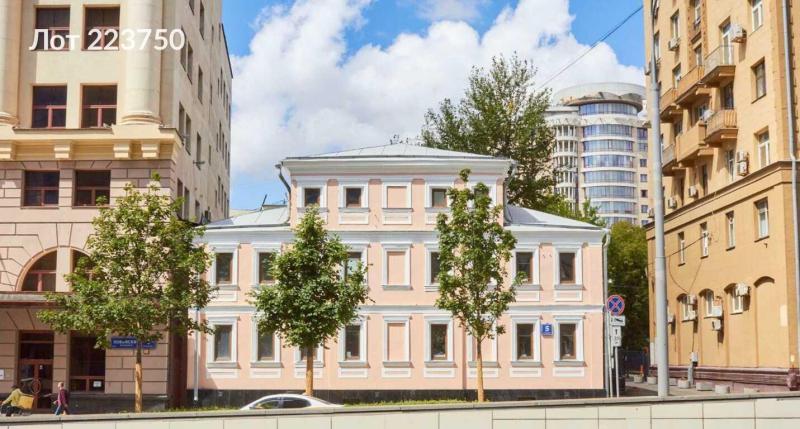 Готовый бизнес, 617 м²